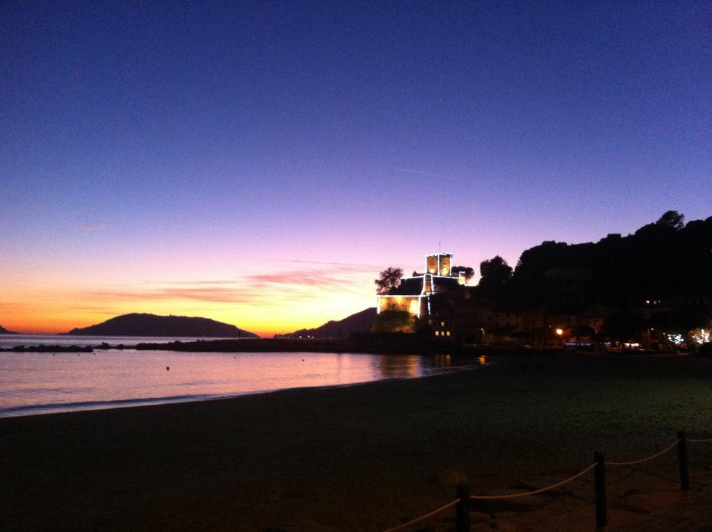 A Casa Di Alecarla Apartment Lerici Exterior photo